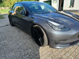Tesla Model 3 Allradantrieb mit Dualmotor Performa... - Tesla Model 3 von privat