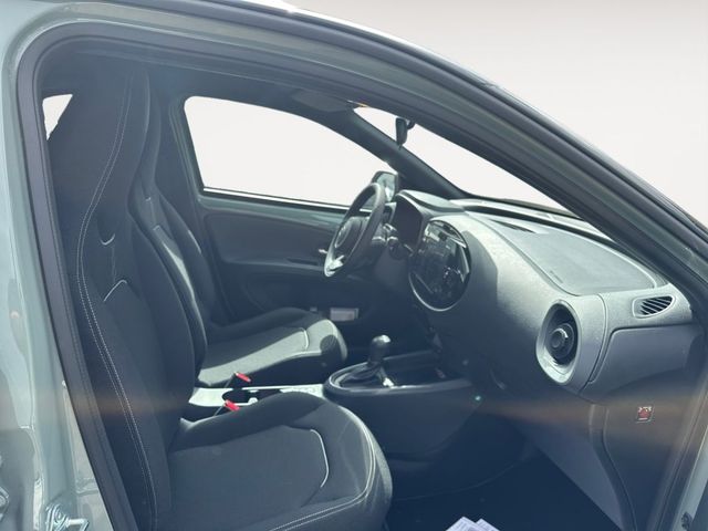 Aygo X 1,5 Hybrid Teamplayer