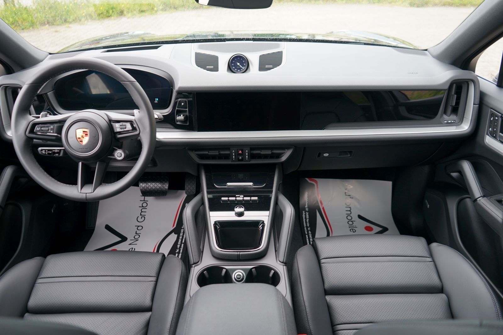 Fahrzeugabbildung Porsche Cayenne Coupe*Pano*Head Up*360 Kamera*HD Matrix