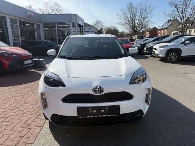 Toyota Yaris Cross Hybrid FWD Business Edition