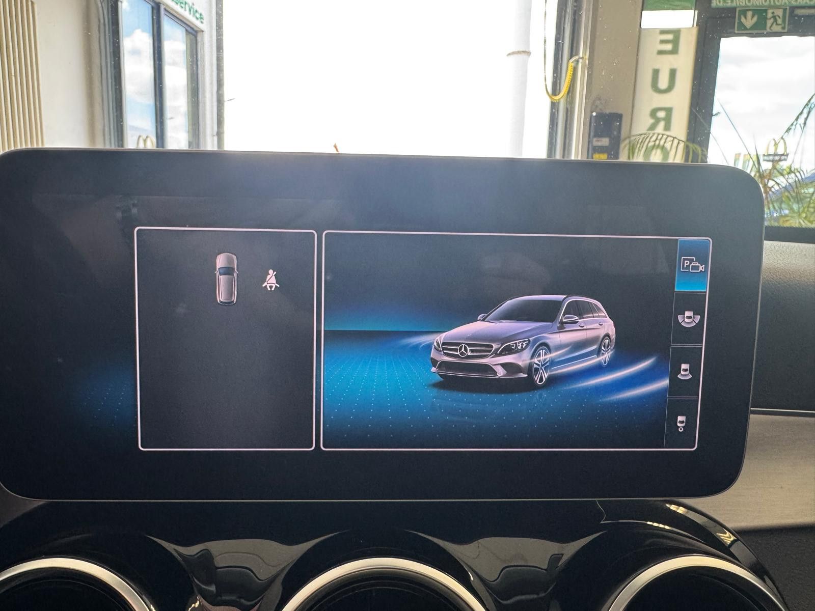 Fahrzeugabbildung Mercedes-Benz C 200 T-Modell AVANTGARDE/AHK/NAVI/KLIMA