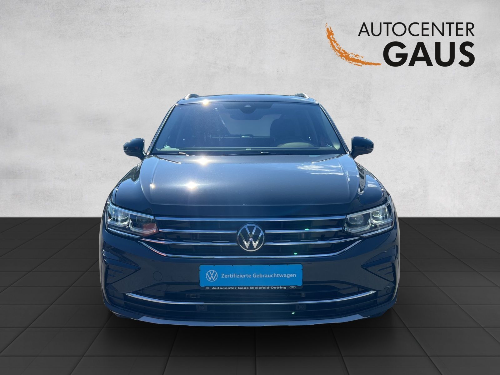 Tiguan Elegance 2.0 TSI DSG 4M ACC*AHK*Navi*Kame