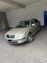 Skoda Octavia - Skoda Octavia aus 2004 mit Diesel-Antrieb