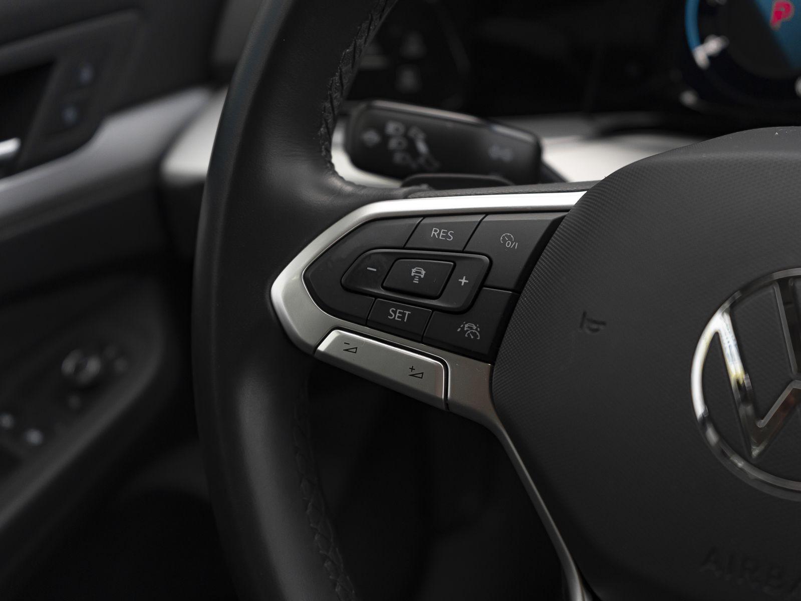 Volkswagen Golf VIII Life 2.0 TDI LED Navi PakPilot App DSG, миниатюра 17