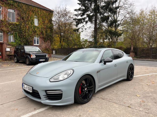 Porsche Panamera Turbo 4.8 V8