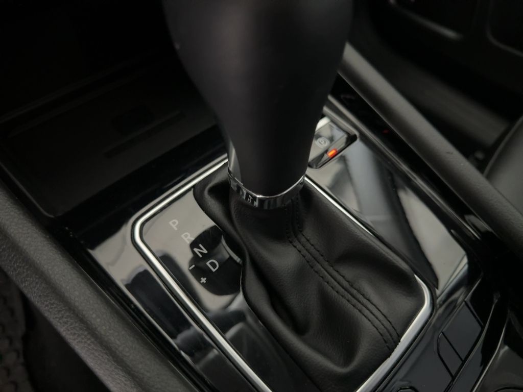 Fahrzeugabbildung Jeep Compass AUTOMATIK ALLWETTER  RÜCKFAHRK.