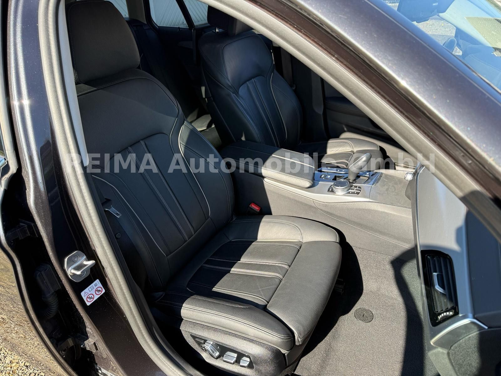 Fahrzeugabbildung BMW 530i Touring xDrive,Laser,TV,Fond-Entertainment