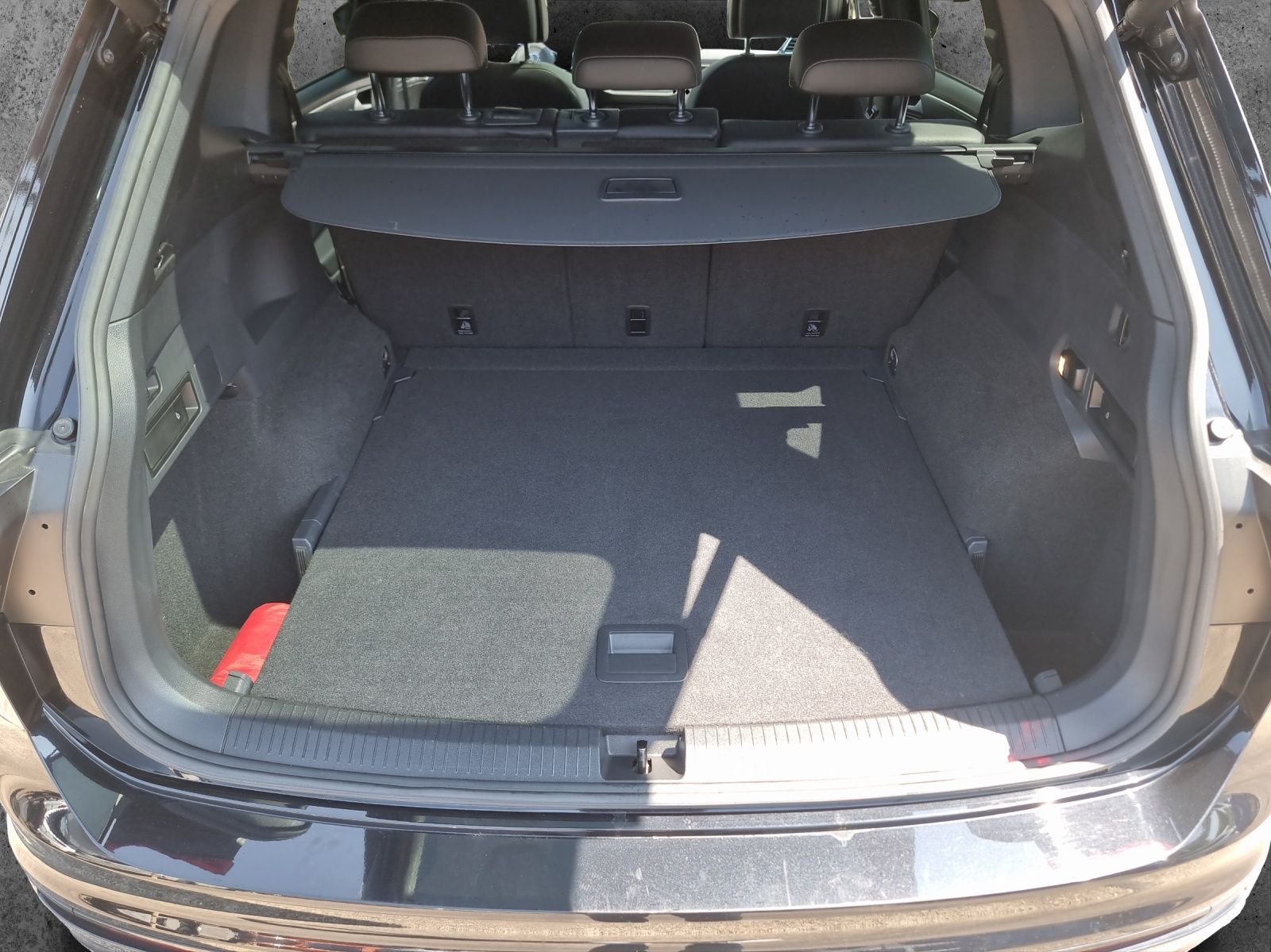 Fahrzeugabbildung Volkswagen Tiguan Allspace Highline 4M TDI DSG LED ACC 19"