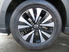 VW Taigo 1.0 TSI Life DSG Navi RFK Climatr VW Taigo 1.0 TSI Life DSG Navi RFK Climatr