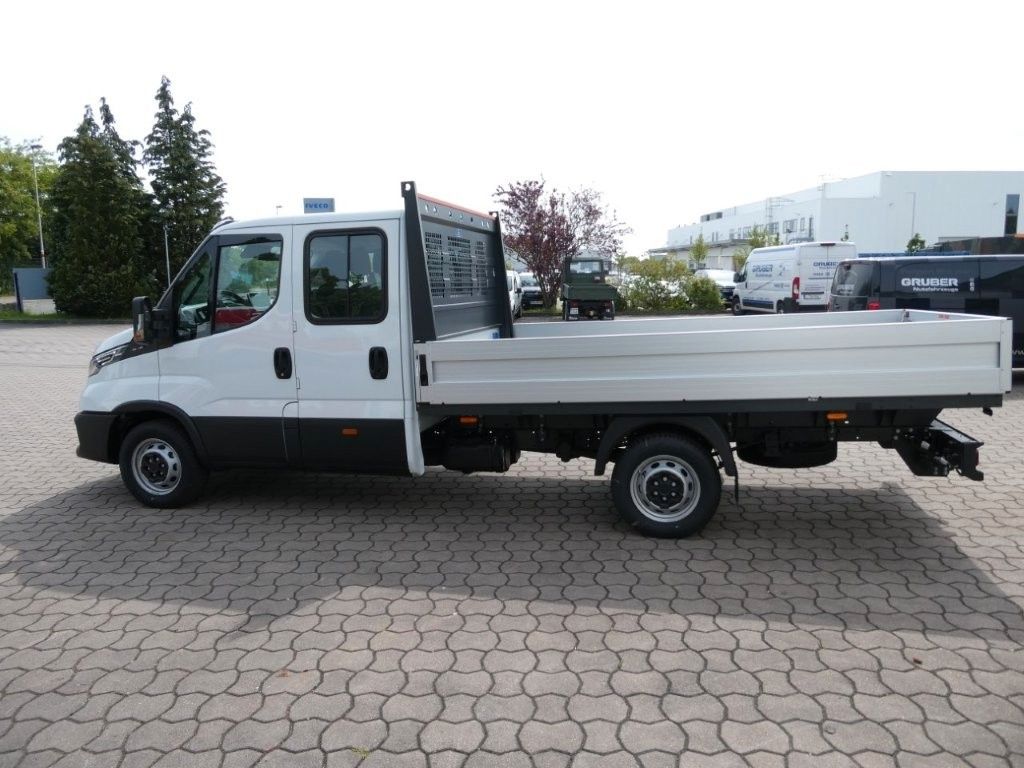 Fahrzeugabbildung Iveco Daily 35S18HD Doppelkabine Standheizung