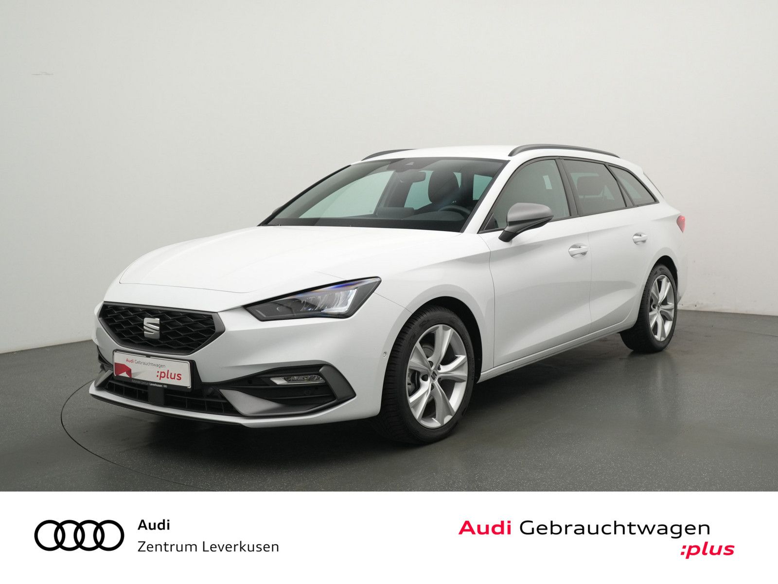 Seat Leon ST FR DSG CARPLAY KEYLESS PDC ACC NAVI KAM