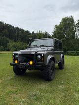 Land Rover Defender 90 Td4