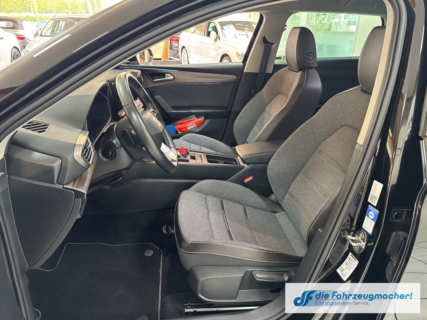 Fahrzeugabbildung SEAT Leon Sportstourer Xcellence e-HYBRID 1.4 EU6d Na