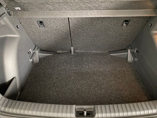 Fabia Tour 1.0 TSI LED+KAMERA+SHZ