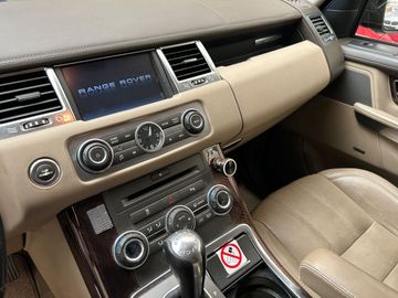 Land-Rover Range Rover Sport - 12