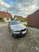 BMW E90, 318i Facelift - BMW 3er Reihe aus 2009: Facelift