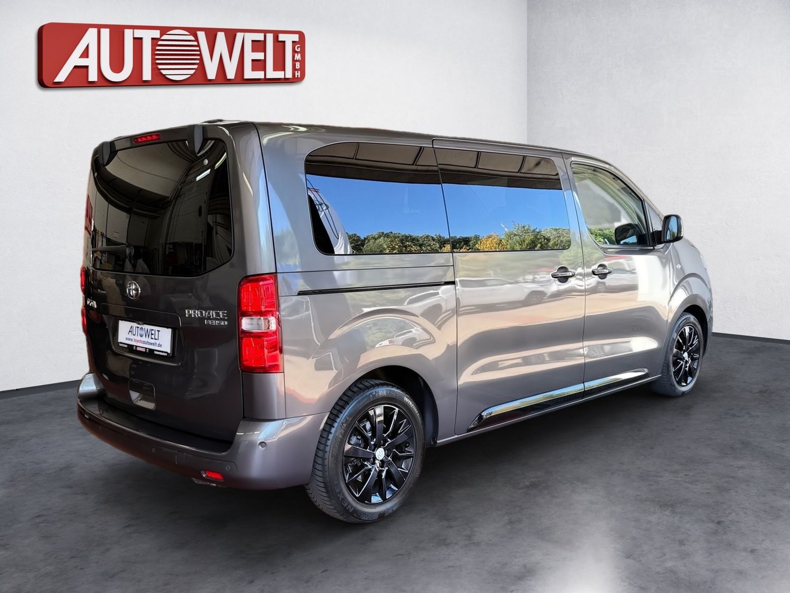 Fahrzeugabbildung Toyota Proace Verso 2.0 D-4D L1 Executive Pano,Kam.,AHK