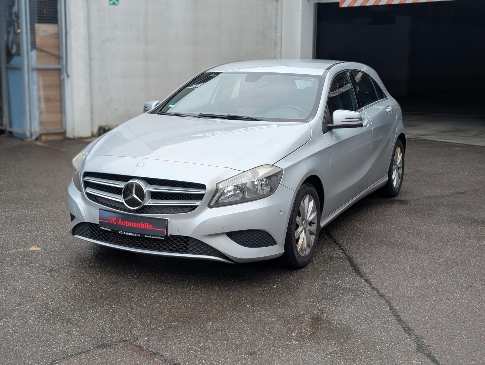 Mercedes-Benz A 180/Automatik/Navi/Standheizung/Teilleder
