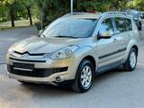Citroën C-Crosser Tendance*4WD*7SITZER*KLIMA*TEMP*TLEDER - Citroën C-Crosser: Tendance