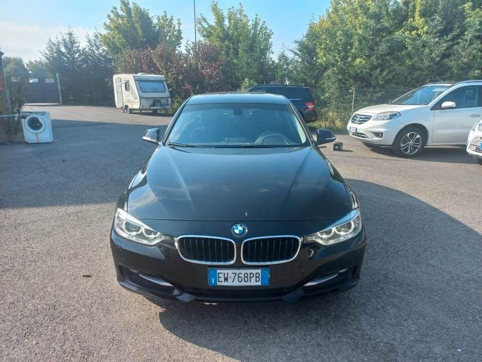 BMW 316 2014 — interior