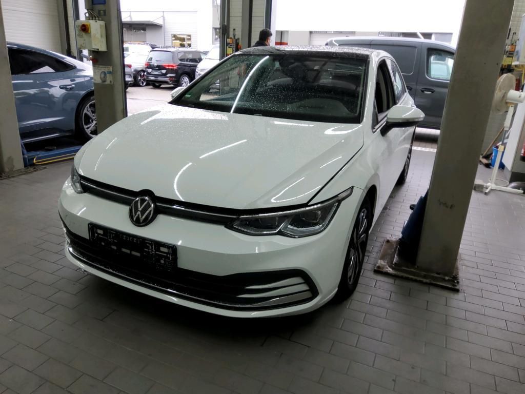 Volkswagen Golf VIII 2.0 TDI PANO/HEADUP/IQ LIGHT/AHK/SHZ