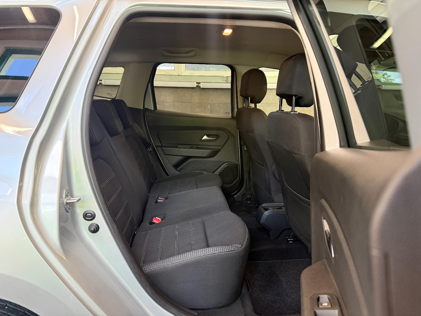 Dacia Duster II 4x4 Adventure 5 J. Garantie NAVI SHZ