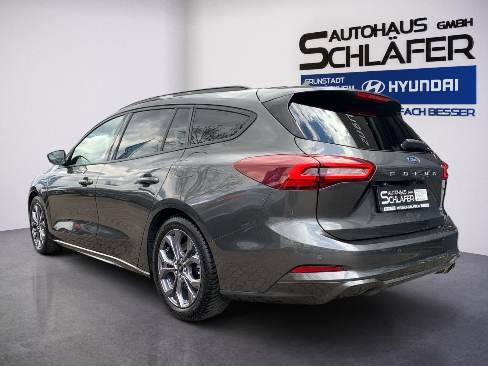 Fahrzeugabbildung Ford Focus 1.0 AT EcoBoost Mild-Hybrid ST-Line S/S Na