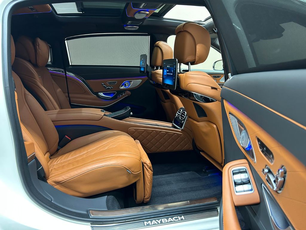 Mercedes-Benz S 560 S560 Maybach 4M *CHAUFFEUR PAKET*FOND-TV*MASSAGE