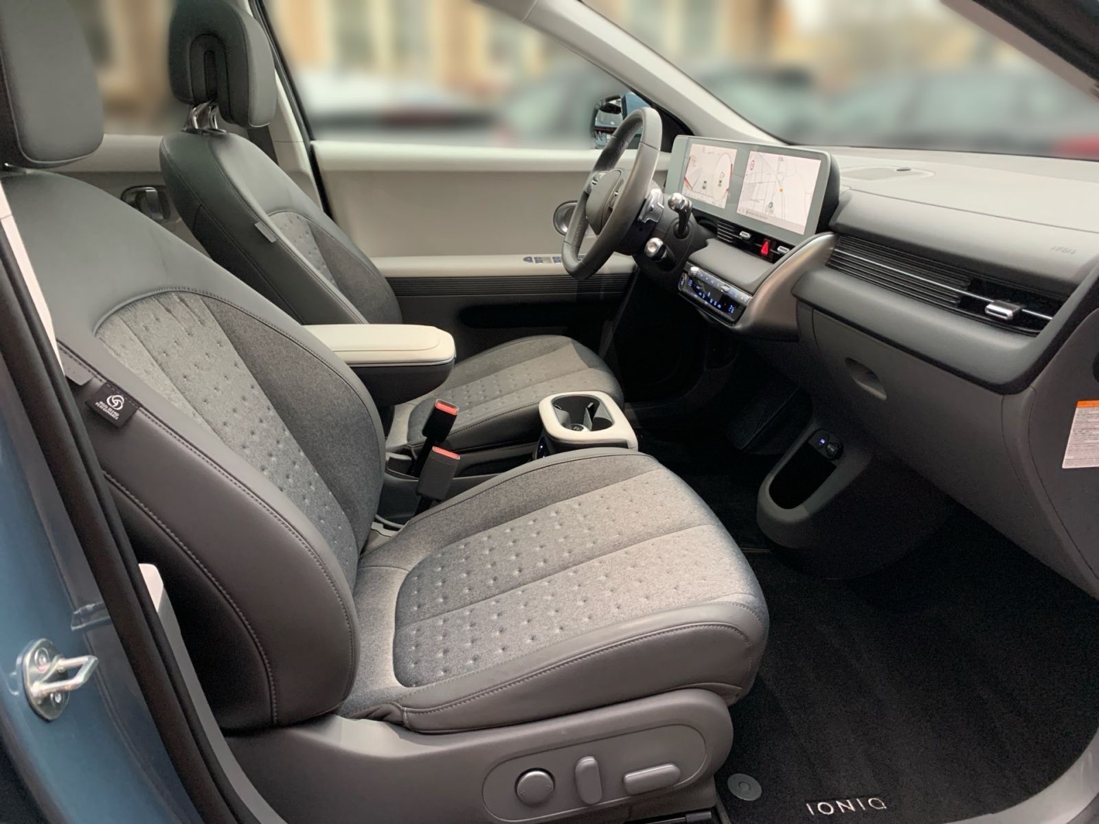 Fahrzeugabbildung Hyundai IONIQ 5 Techniq Elektro 77,4 kWh AHK