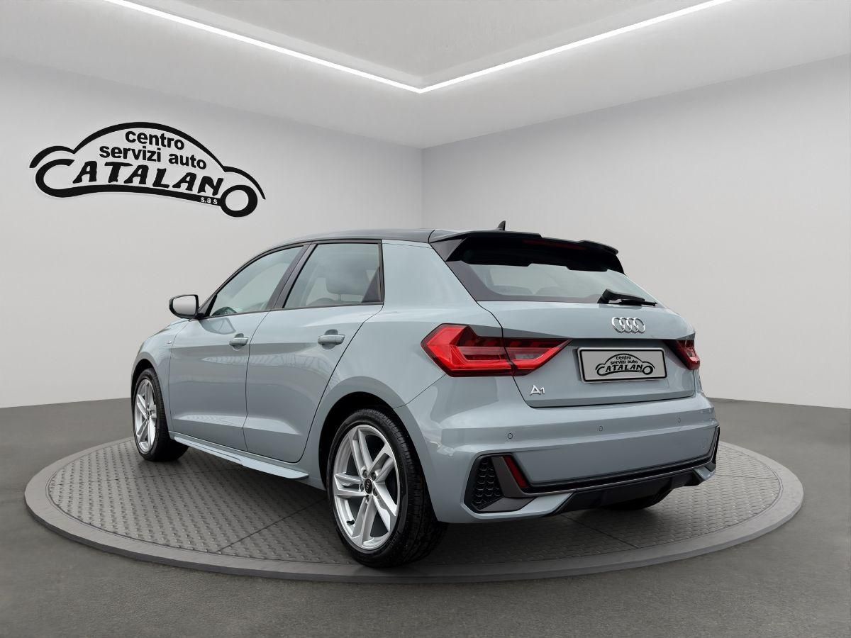 Other AUDI - A1 Sportback - A1 Sportback 25 900 95CV T imagem 3