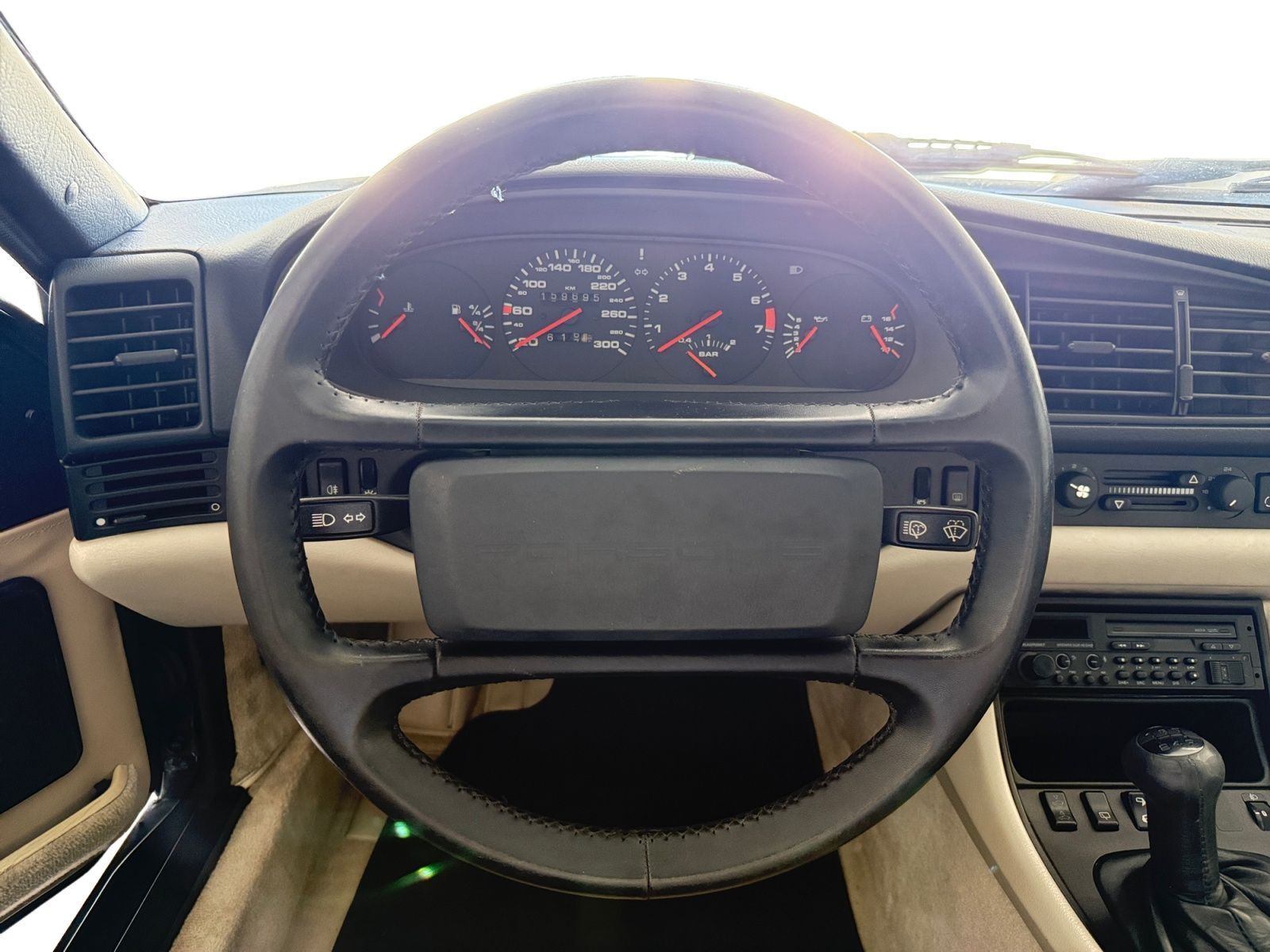 Fahrzeugabbildung Porsche 944 Turbo