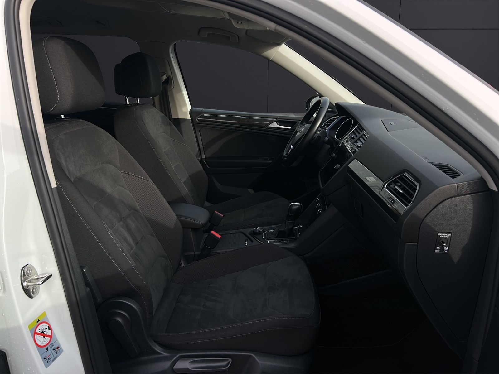 Fahrzeugabbildung Volkswagen Tiguan Allspace Highline 4M TDI DSG LED ACC AHK