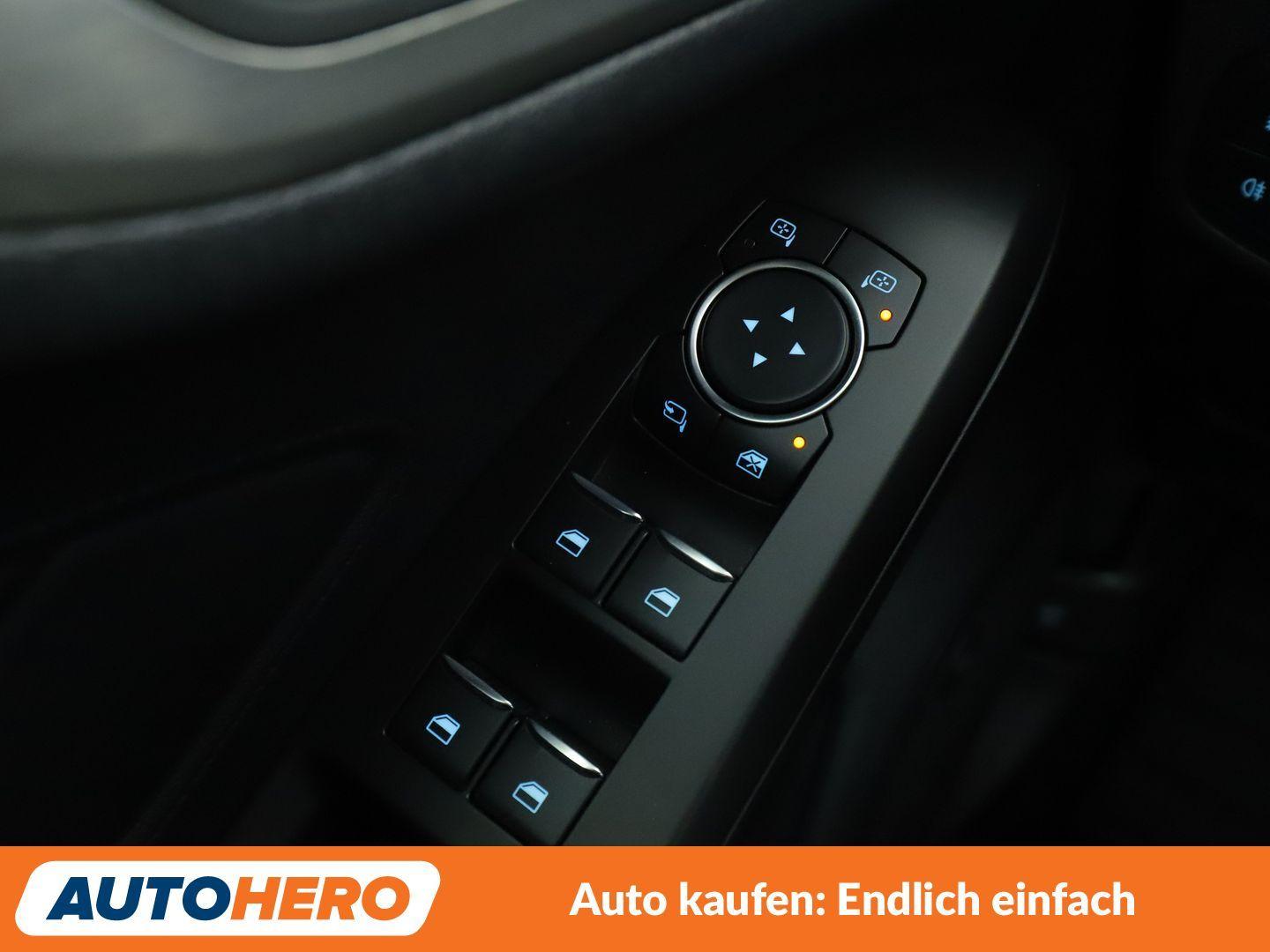 Ford Focus 1.0 EcoBoost Titanium*NAVI*CAM*SPUR*PDC*