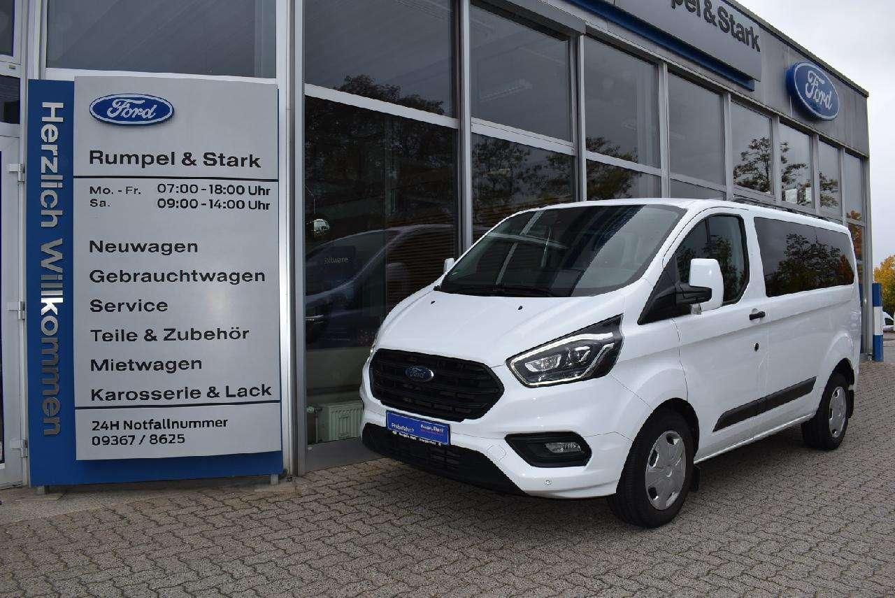 Ford 8 Sitze, 8 Fach bereift