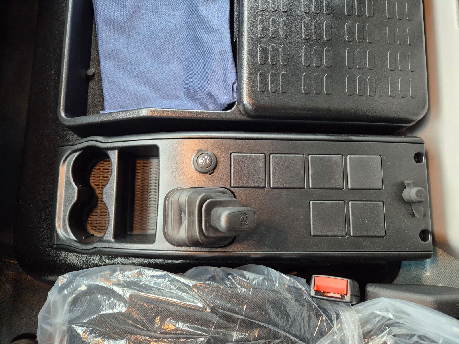 Fahrzeugabbildung Iveco Eurocargo ML160E28/FP Böse Schwenkwand LBW 2xAHK