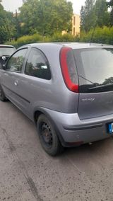 Opel opel corsa 2004 .benzin 1.3 - Opel Corsa aus 2004: 1.3