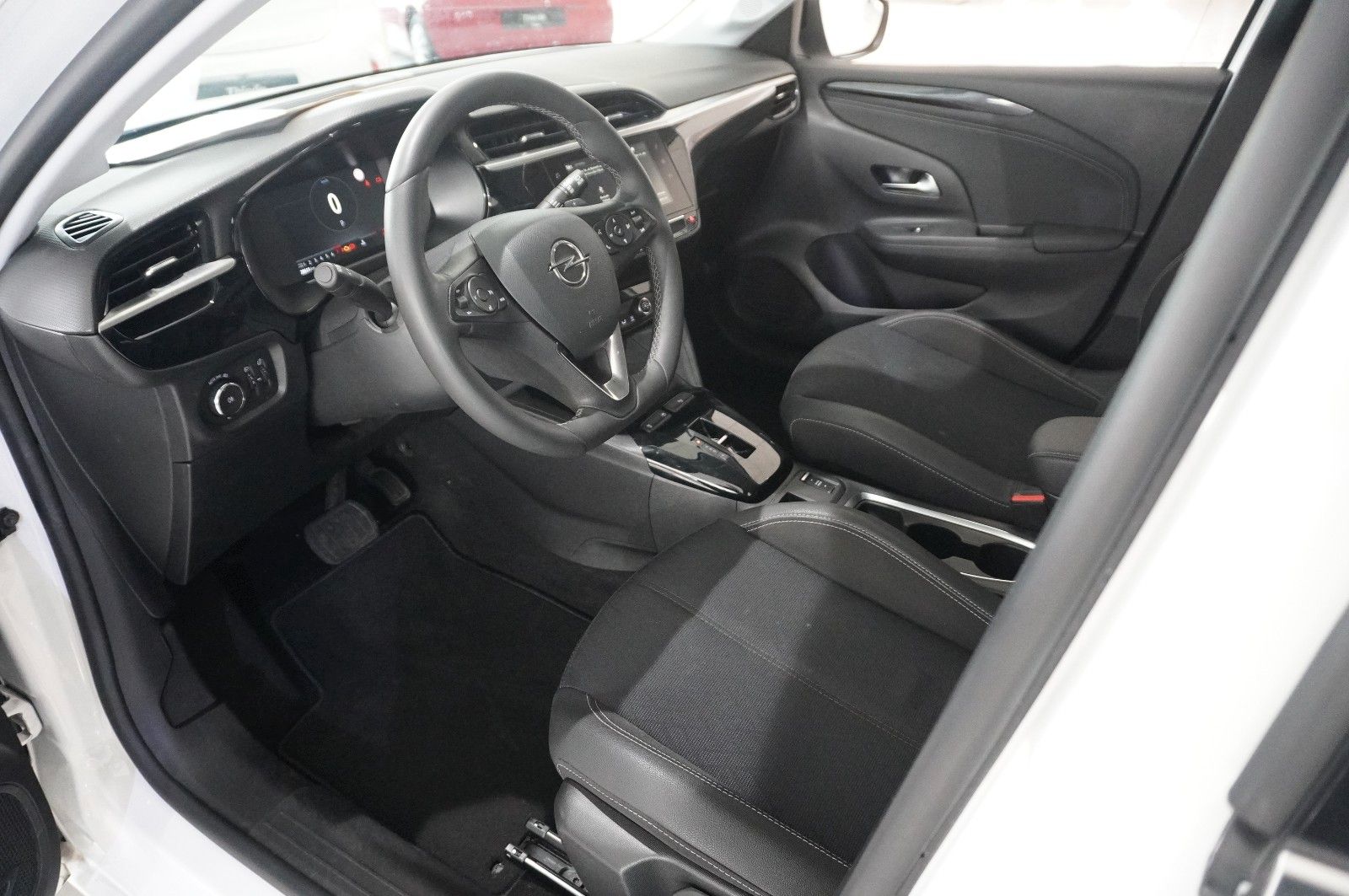 Fahrzeugabbildung Opel Corsa F 1.2T ELEGANCE NAVI/LED/KAMERA/VIRT./DAB+