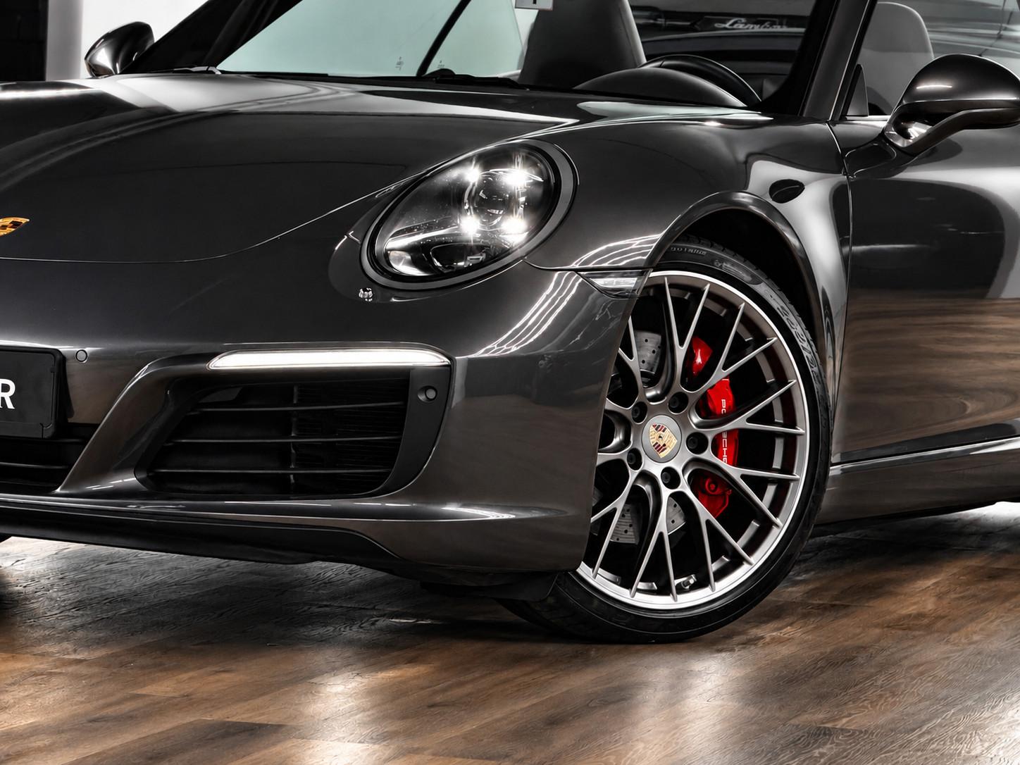 PORSCHE 911 991.2 CARRERA S CABRIOLET / CUIR / PACK SPORT CHRONO