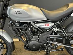 ROYAL ENFIELD Guerrilla 450 SMOKE SILVER +++ Letztes Bike +++