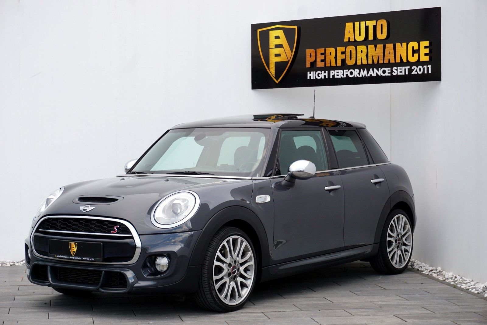 MINI Cooper S Aut.|J.C.W.-Paket|PANO|KAM|H/K|LED|Navi