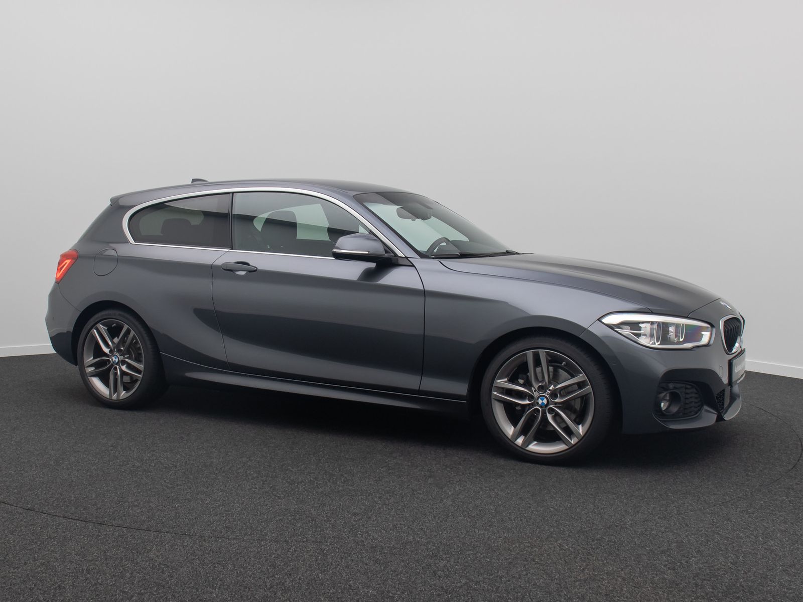 Fahrzeugabbildung BMW 125i M Sport Stop&Go Alarm ParkAss H/K Alcantara