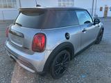 MINI Cooper S / Panorama Dach/ Sitzheizung/ uvm. - mit Benzin-Antrieb: Kleinwagen, Panorama Dach
