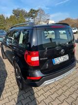 Skoda Yeti 1.4 TSI DSG Ambition Ambition 1 Hand ! - Skoda Yeti: Schwarz