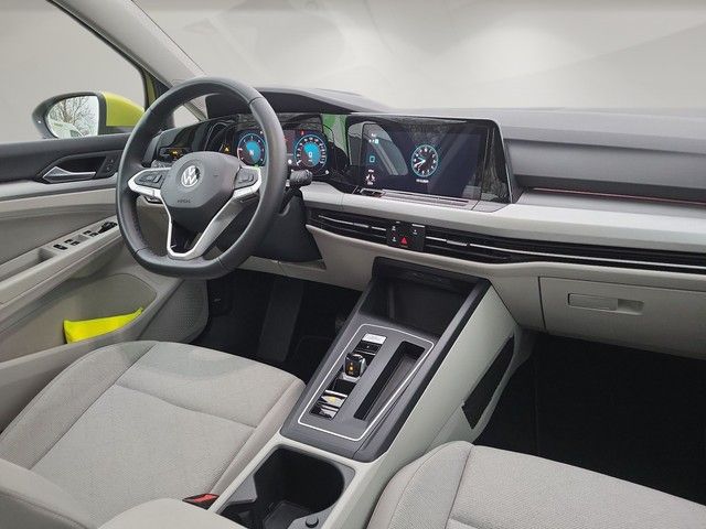 Fahrzeugabbildung Volkswagen Golf VIII 2.0TDI DSG Life NAVI+LED+ACC+LANE+APP+