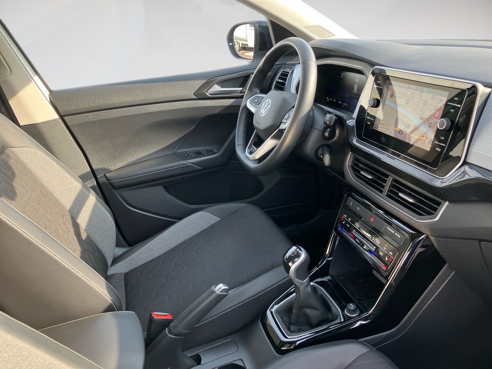 Volkswagen T-Cross - Bild 9