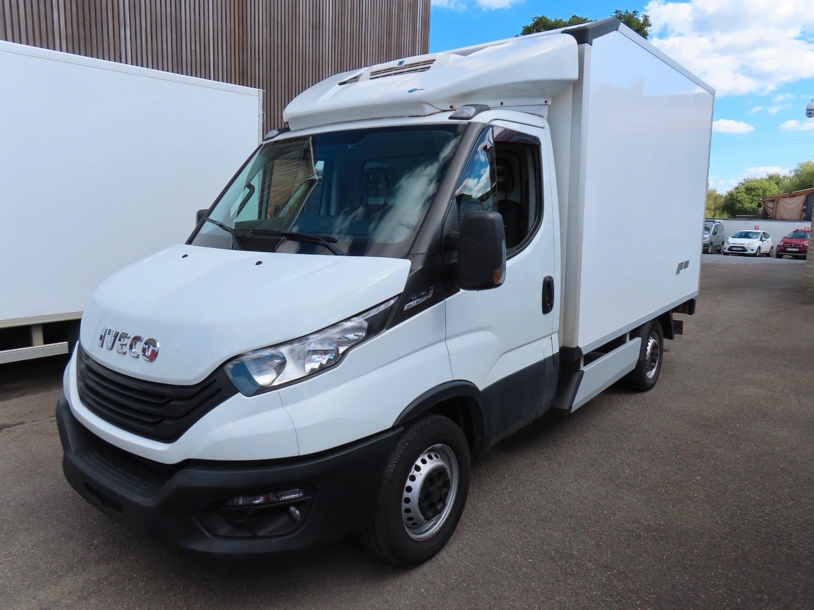 Iveco Daily  FRIGO + LIFT 17500€ HTVA