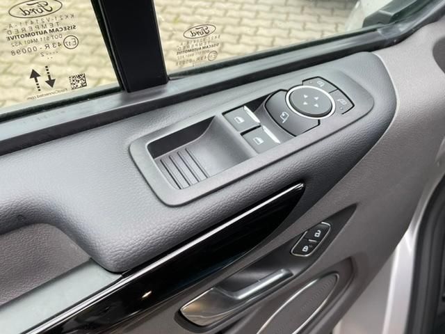 Ford Tourneo Custom 320 L2 Titanium AHK foto 14