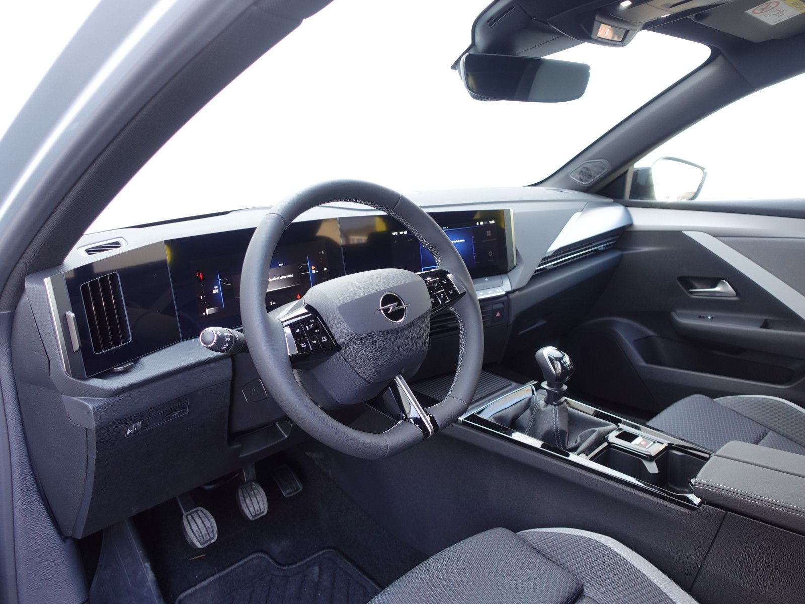 Fahrzeugabbildung Opel Astra Edition 1.2Turbo  Navi,Kamera,Sitzh.,LED