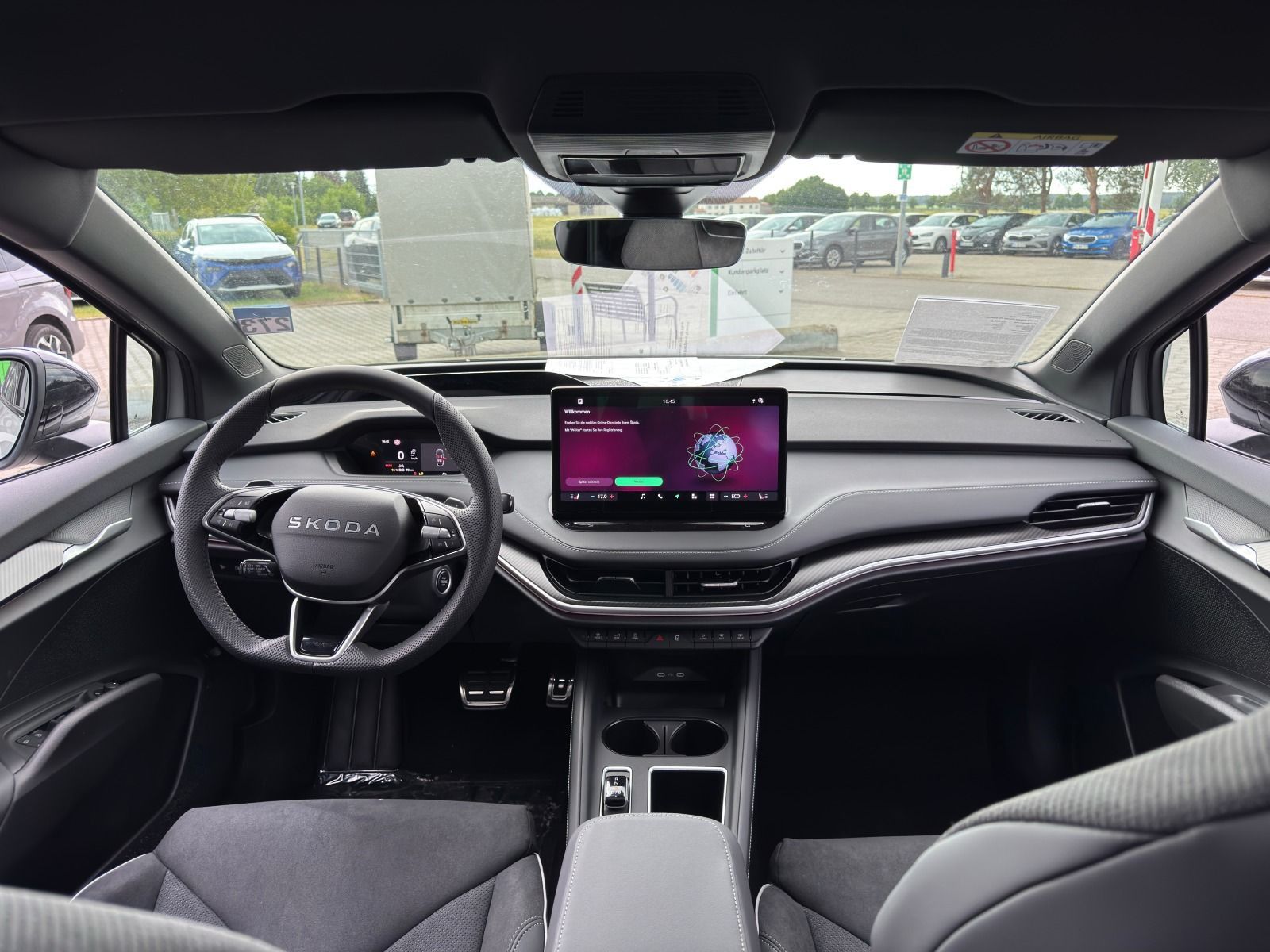 Fahrzeugabbildung SKODA Enyaq Coupé Sportline 85*360°Cam*AHK*Head-Up*21Z