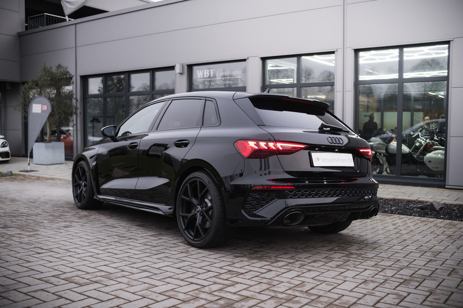 Fahrzeugabbildung Audi RS3  Sportback-Steuer-Bang & Olufsen-Sitzh.